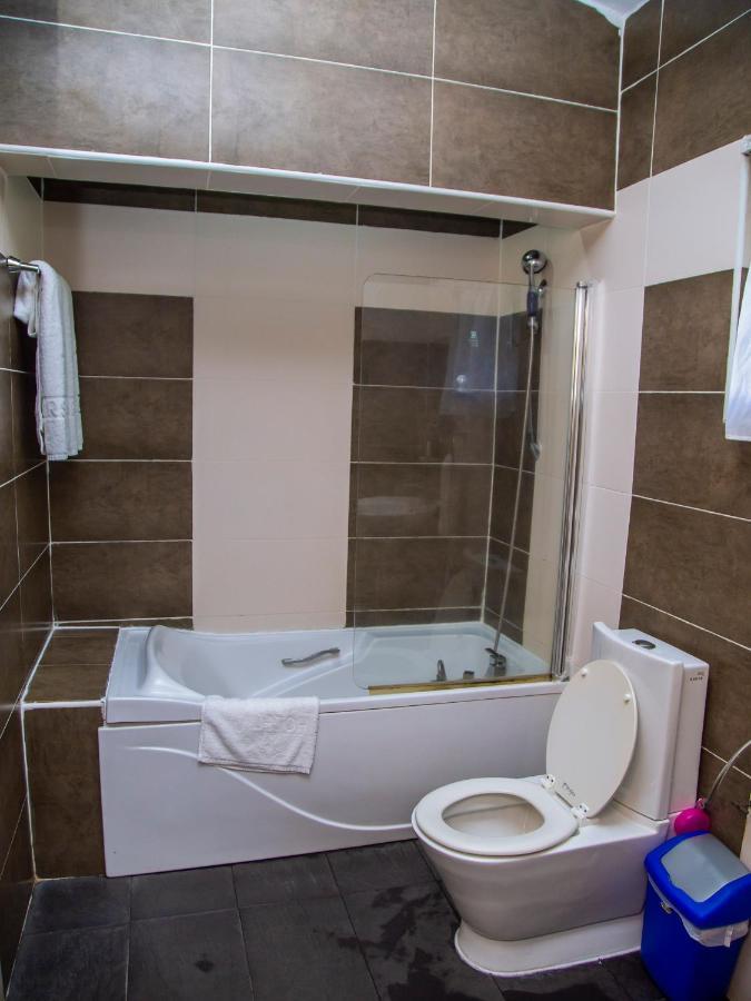 Airside Hotel Accra Eksteriør billede